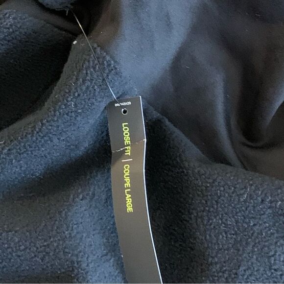 NWT Nike women’s therma Icon Clash Fleece crewneck gold sparkle size XL - Picture 10 of 15